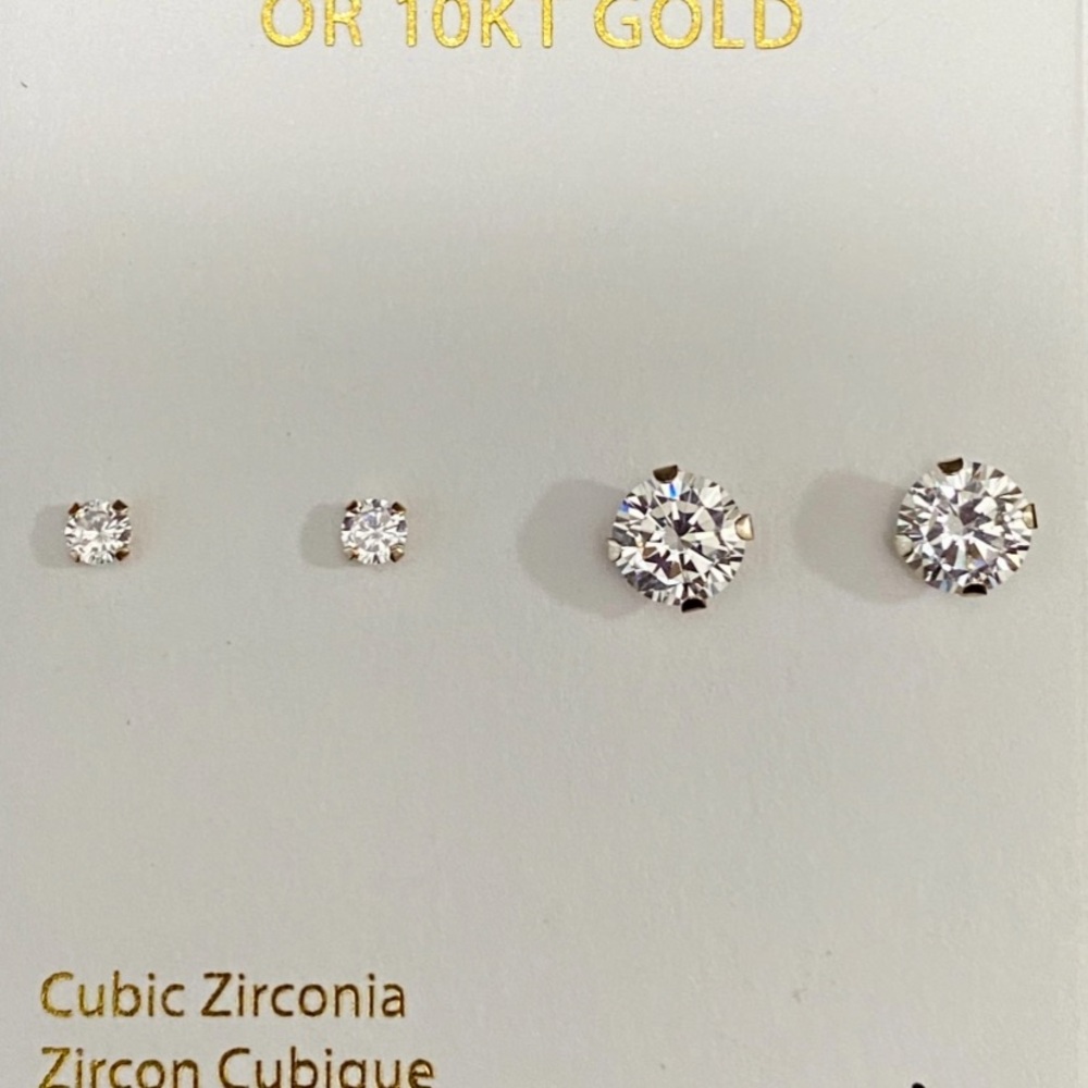 10Kt Gold CZ Stud Earrings Set